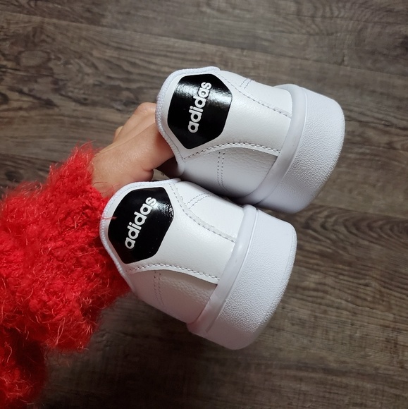 NEW adidas Advantage - Picture 7 of 7